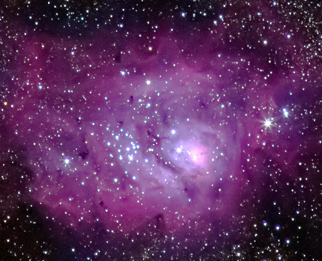 La nébuleuse de la Lagune aussi appelée M8 (Messier 8) dans la constellation du Sagittaire
