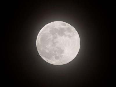 Super lune un soir de pleine lune
