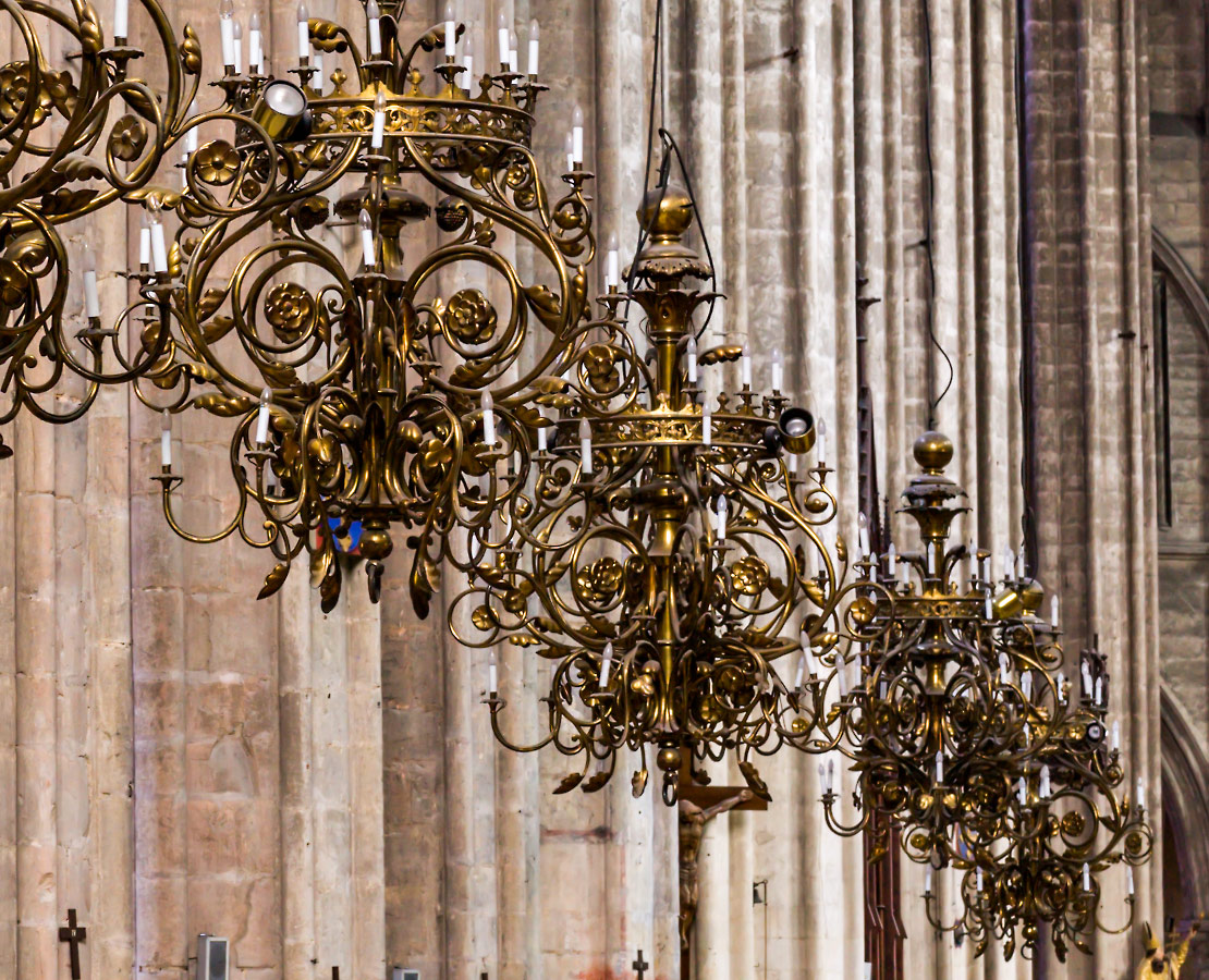 Détail de la nef de la cathédrale Saint-Etienne de Bourges