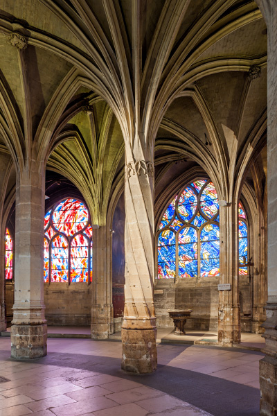 Colonne torse du déambulatoire de l'église Saint-Séverin à Paris