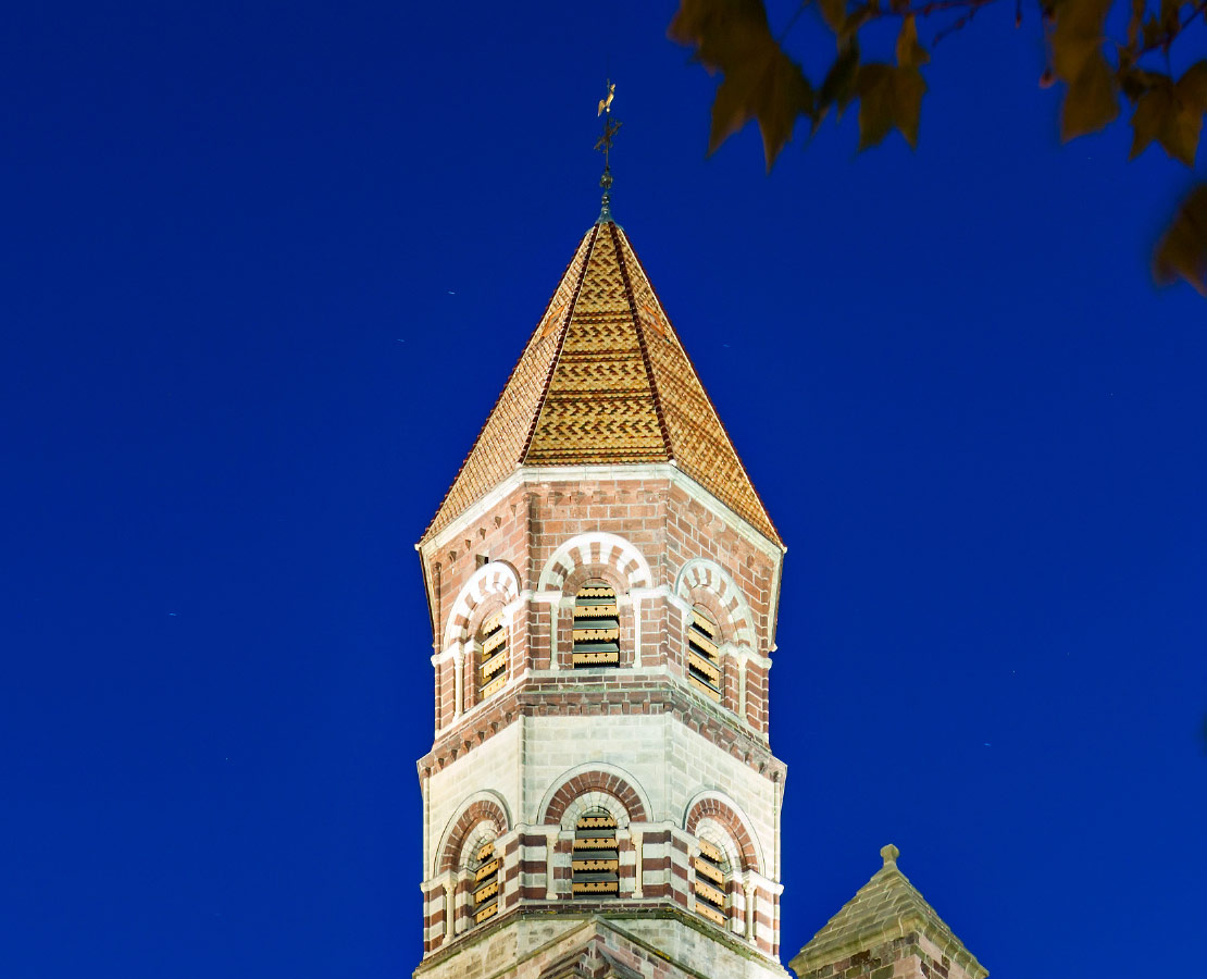 Clocher de la basilique Saint-Julien de Brioude