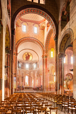 Nef de l'abbatiale Saint-Austremoine d'Issoire