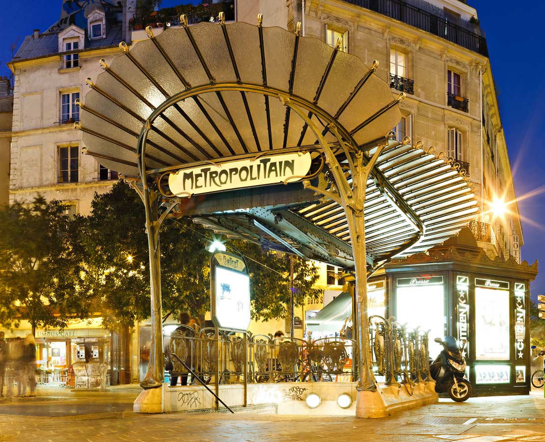 Bouche de Métro Guimard de la place Saint-Opportune à Châtelet-les-Halles