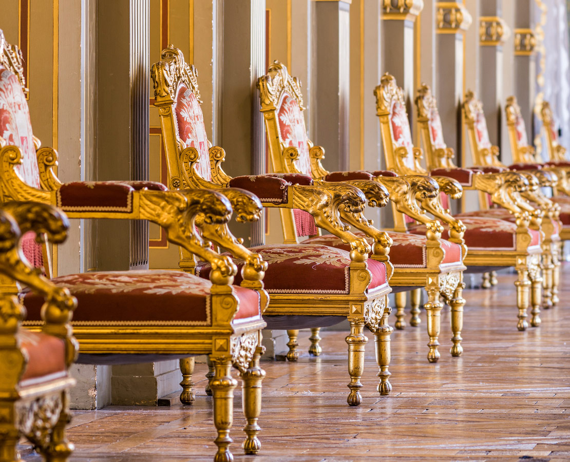 Fauteuils du Bas-Côté su salon des Arcades de l'Hôtel de Ville de Paris