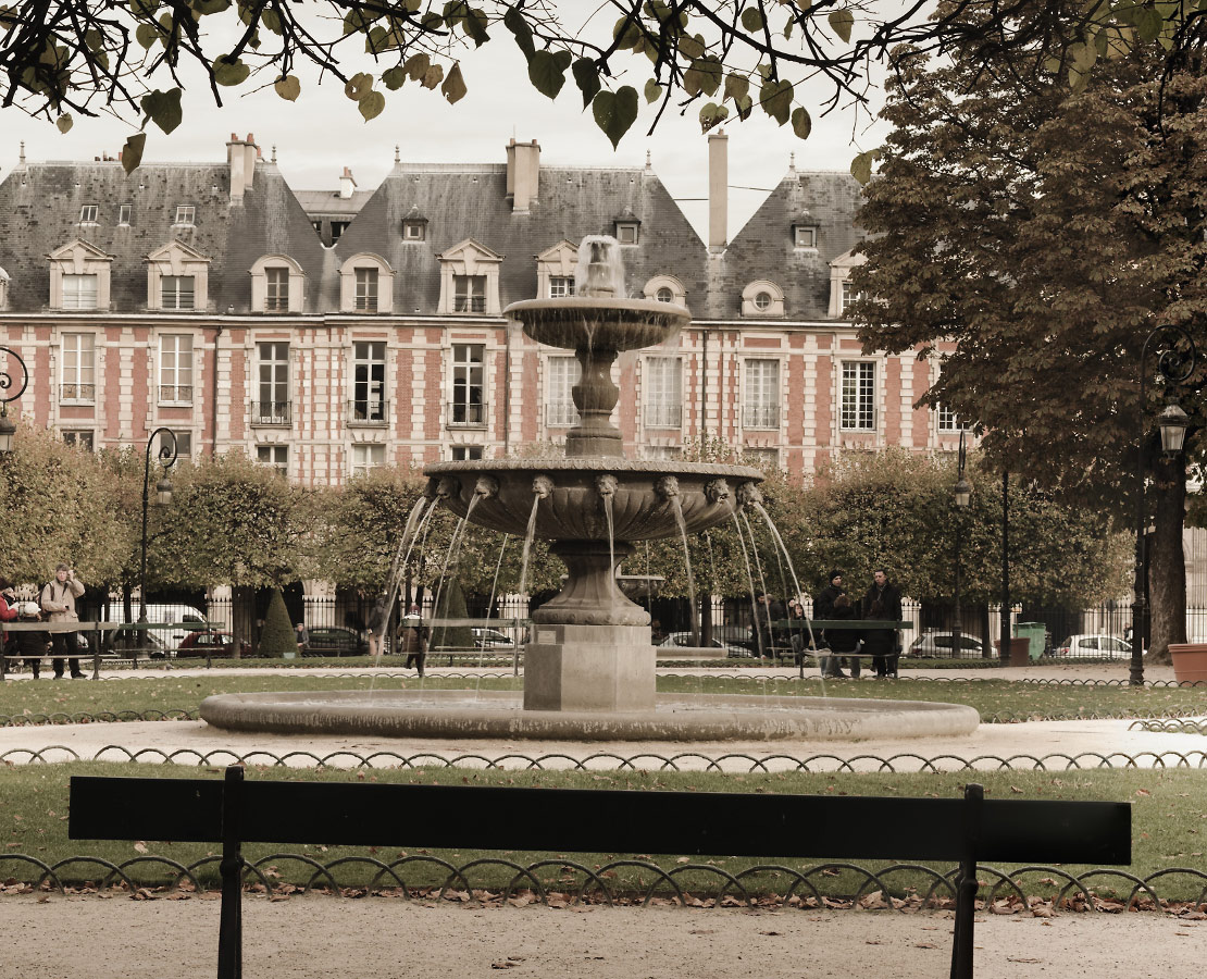 Fontaine de la place des Vosges, paris