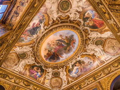 Plafond du salon de musique de l'Hôtel de Lauzun à Paris