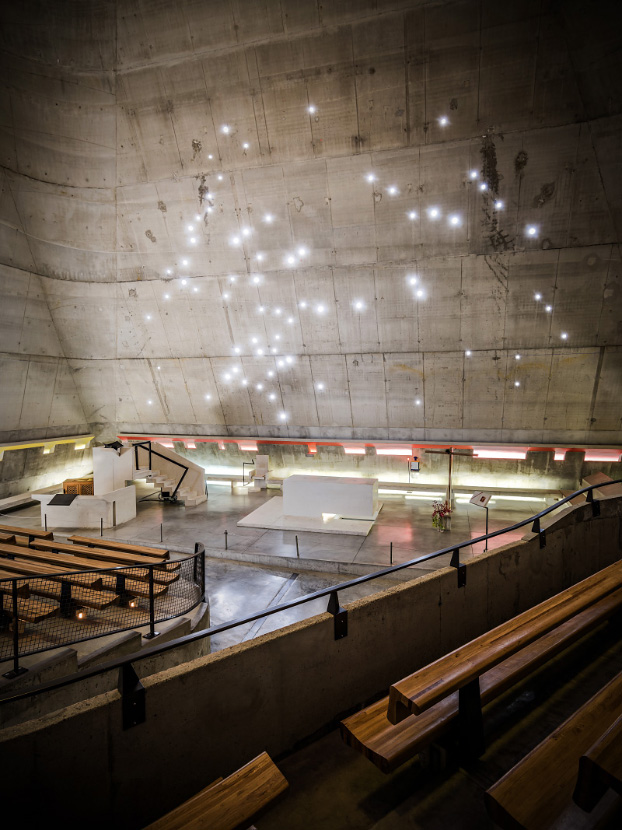 Constellation d'Orion de la nef de l'église Saint-Pierre par Le Corbusier à Firminy-Vert 